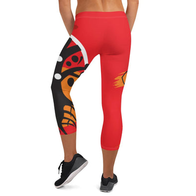 Leggings, Capri Length, Mid Rise - Surf the Wave by Lidka Schuch